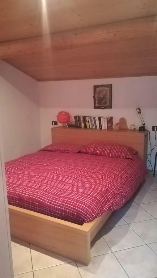 Apartamento Red House Isolaccia