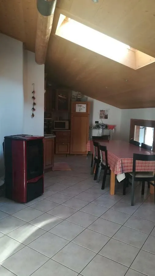 Apartamento Red House Isolaccia Italia
